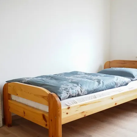 Ruhige Monteurunterkunft In - Naehe Klinikum & Maerkte *