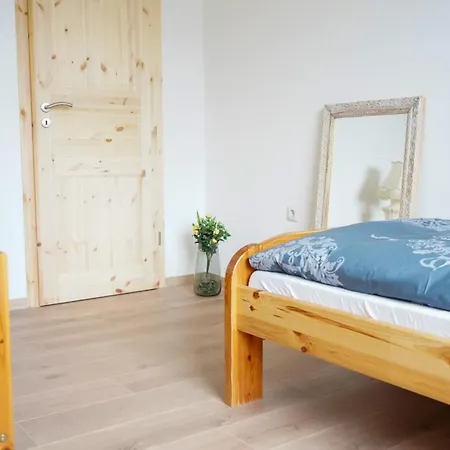 Apartment Ruhige Lage, Nah Am Klinikum & Einkaufsmoeglichkeiten Oldenburg